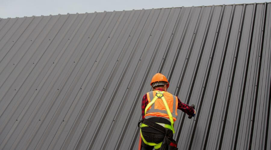 Professional gutter cleaning in Cawood, KY